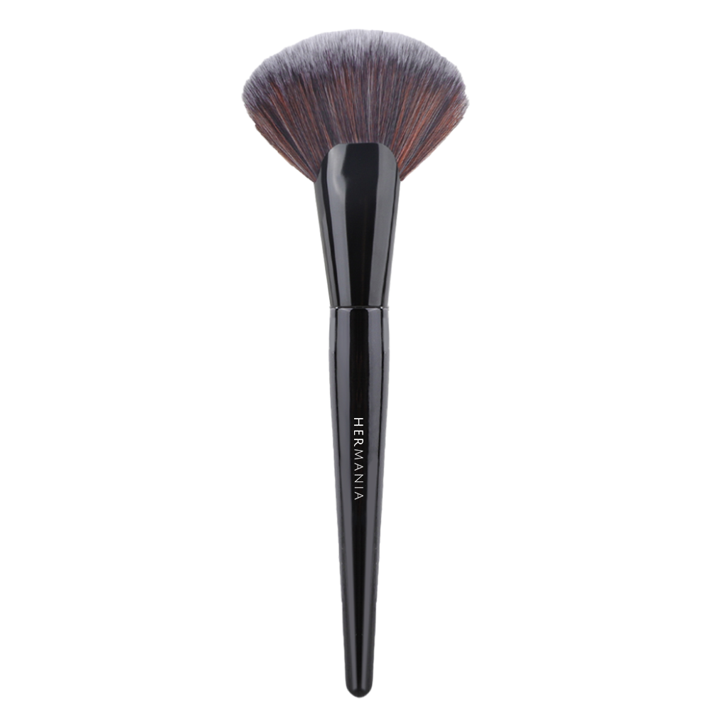 Hermania Big Fan Brush for Powder & Highlighter - F35